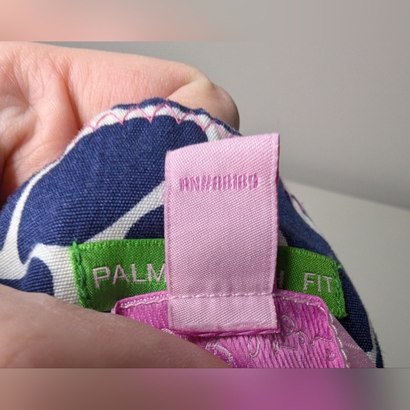 SEE DETAILS - Lilly Pulitzer Womens Size 8 Kristen Capri Cropped Navy Pants - Picture 4 of 15